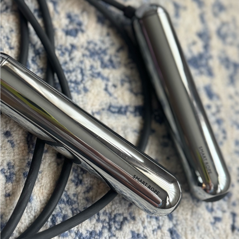 Smart Rope with Silver Handles - Picture 3 of 3